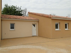 maison-villa à la location -   86700  VALENCE EN POITOU, surface 63 m2 location maison-villa - APR726493